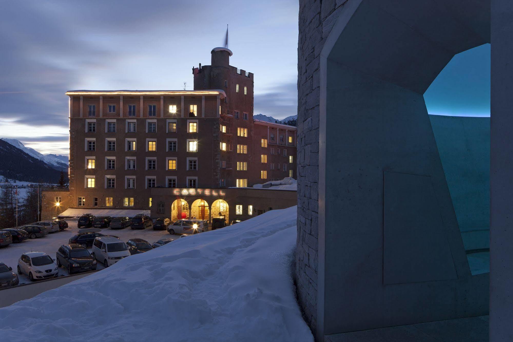 Hotel Castell Цуоц Екстериор снимка